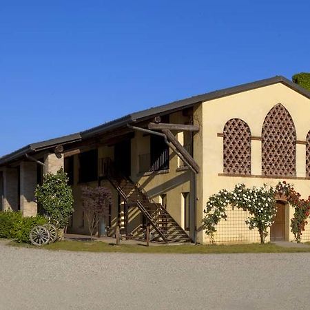 Agriturismo Cascina Marzana Hotel Pawia Zewnętrze zdjęcie